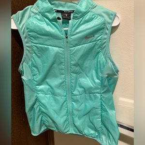 Nike vest